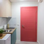 Three Doors Apartments, Strawberry Appartement